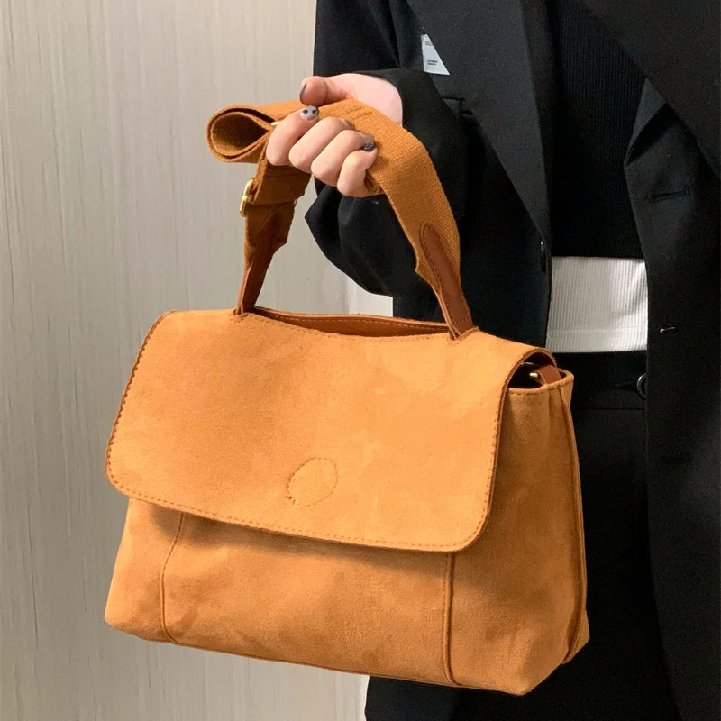 Vintage Faux Suede Women Shoulder Messenger Bags Fashion Square Ladies Large Tote Purse Handbags Simple Female Crossbody Bags
Vintage Faux Suede Women Shoulder Messenger Bags Fashion Square Ladies Large Tote Purse Handbags Simple Female Crossbody Bags