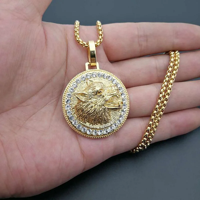 Модный Круглый Кулон в виде головы волка с инкрустированным цирконом, Мужская подвеска, новая модная Очаровательная бижутерия, аксессуары ...
Модный Круглый Кулон в виде головы волка с инкрустированным цирконом, Мужская подвеска, новая модная Очаровательная бижутерия, аксессуары ...