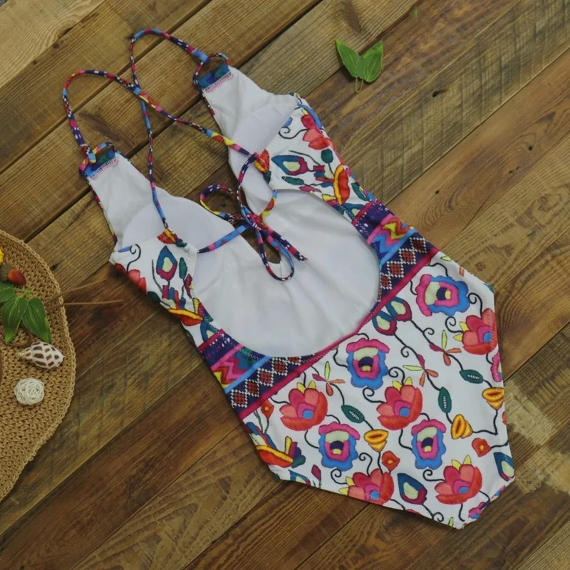 New Fashion One Piece Swimsuit Sexy Cartoon Printed Swimwear Women Bathing Suit Beach Backless Swimsuit Female Wholesale
New Fashion One Piece Swimsuit Sexy Cartoon Printed Swimwear Women Bathing Suit Beach Backless Swimsuit Female Wholesale