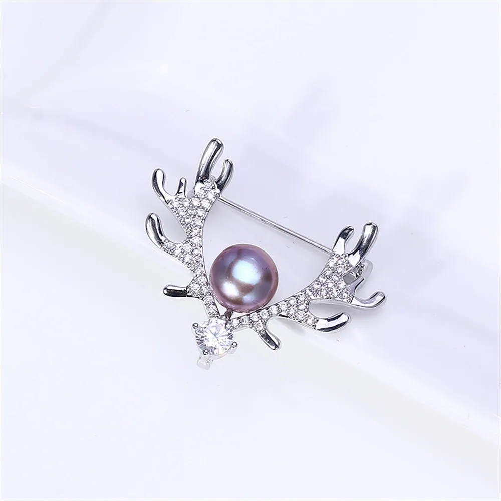 100% Natural Freshwater Pearl Brooch Copper Plated 18K Gold Filled Inlay Zircon For Women Jewelry Fine Presents Wholesale
100% Natural Freshwater Pearl Brooch Copper Plated 18K Gold Filled Inlay Zircon For Women Jewelry Fine Presents Wholesale