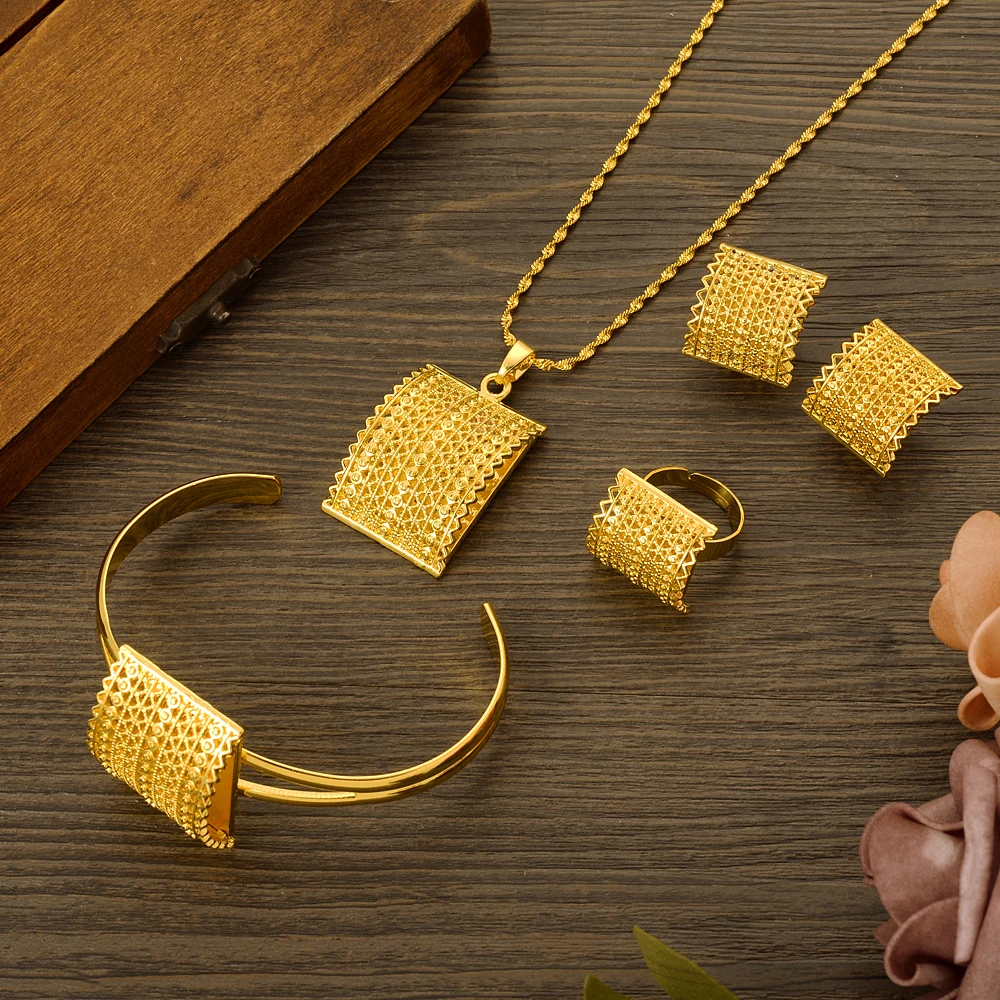 Ethiopian new Vintage Jewelry set Necklace classic fashion Ethiopia Gold Eritrea set for Women's Habesha Wedding party Gift
Ethiopian new Vintage Jewelry set Necklace classic fashion Ethiopia Gold Eritrea set for Women's Habesha Wedding party Gift