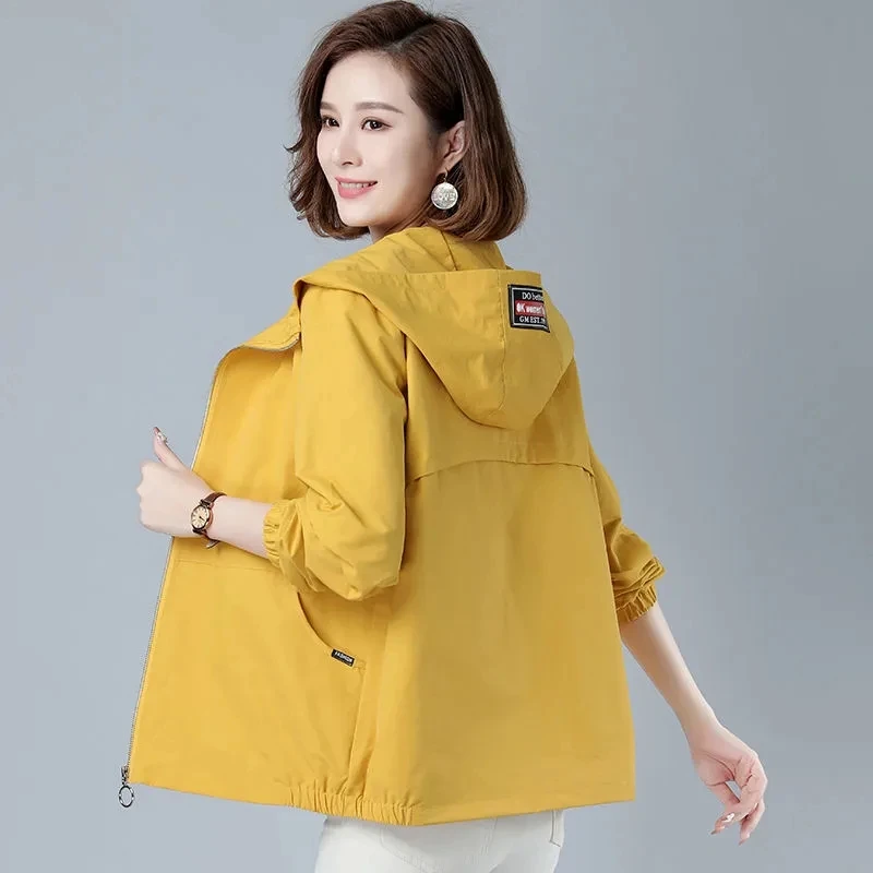 Women's Coat Spring Autumn New Style Korean Version Loose Hooded Female Outerwear Casual Wild Short Ladies Thin Trench Coats
Women's Coat Spring Autumn New Style Korean Version Loose Hooded Female Outerwear Casual Wild Short Ladies Thin Trench Coats