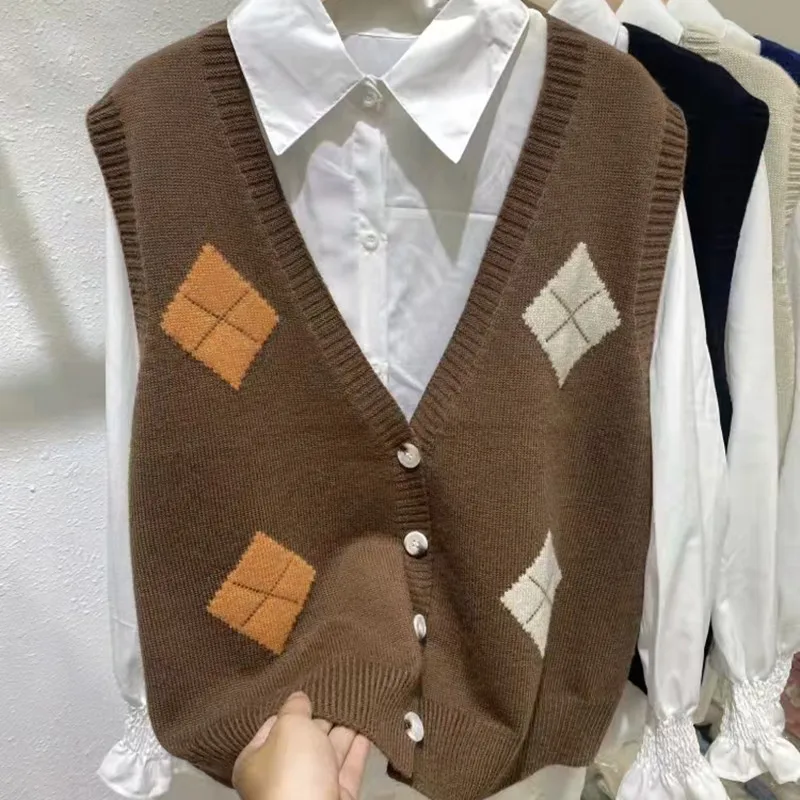2023 Cardigan Clothes New Fashion Vintage Knitted Vest Women Casual Loose Sweater Sleeveless Autunm Winter Button Up Tops 28352
2023 Cardigan Clothes New Fashion Vintage Knitted Vest Women Casual Loose Sweater Sleeveless Autunm Winter Button Up Tops 28352