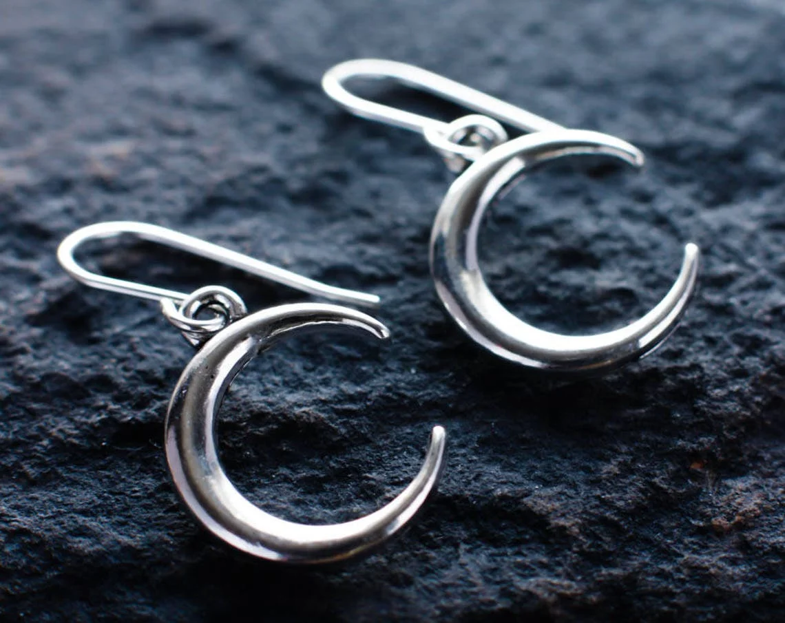 New Hot Sale Simple Silver Earrings Moon Dangle Earrings Celestial Jewelry Earring Jewelry Earings Fashion Jewelry 2022
New Hot Sale Simple Silver Earrings Moon Dangle Earrings Celestial Jewelry Earring Jewelry Earings Fashion Jewelry 2022