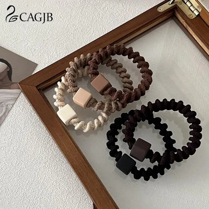 1 шт. Небольшая Квадратная высокоэластичная резинка для волос с узором в виде спирали Нескользящая резинка для волос Текстура высокой конского хвоста головные уборы
1 шт. Небольшая Квадратная высокоэластичная резинка для волос с узором в виде спирали Нескользящая резинка для волос Текстура высокой конского хвоста головные уборы