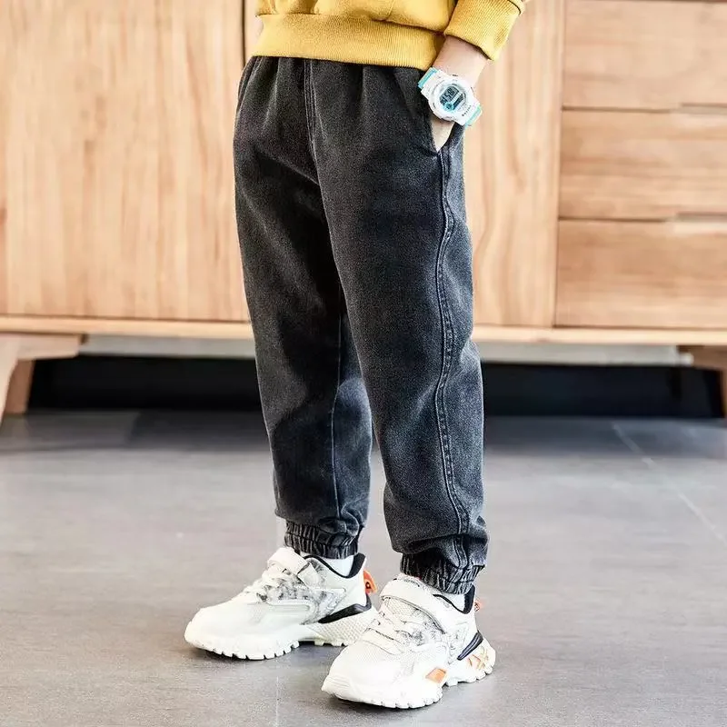Kids Boy Fleece Jeans Children Loose Denim Pants Baby Cowboy Trousers Autumn Winter
Kids Boy Fleece Jeans Children Loose Denim Pants Baby Cowboy Trousers Autumn Winter