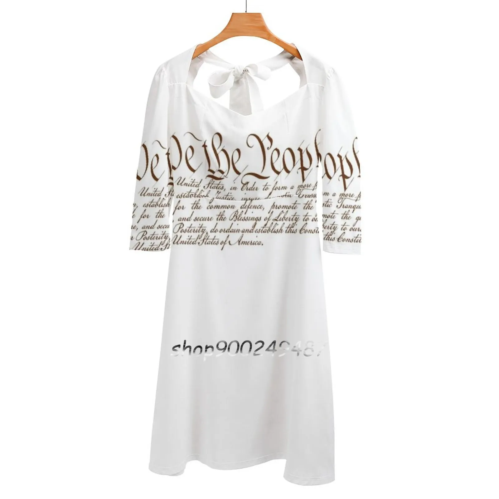 Женское расклешенное платье с квадратным вырезом We The People 
Женское расклешенное платье с квадратным вырезом We The People