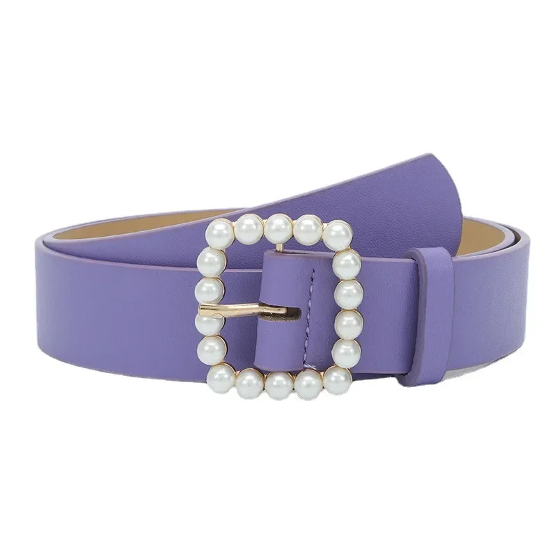 Ремень женский из искусственной кожи с квадратной пряжкой и жемчугом
Ремень женский из искусственной кожи с квадратной пряжкой и жемчугом