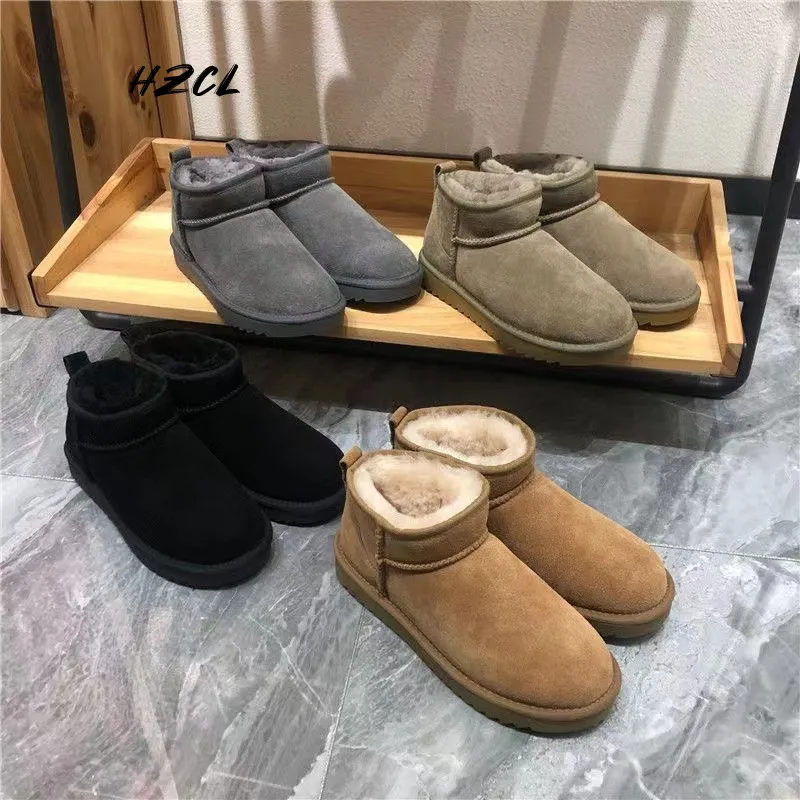 2023 Classic Boots Winter Short Boots Low-cut Warm Fur Shoes Man and WomenWinter Boots Fur Ladies Snow Boots Real Sheepskin Wool
2023 Classic Boots Winter Short Boots Low-cut Warm Fur Shoes Man and WomenWinter Boots Fur Ladies Snow Boots Real Sheepskin Wool
