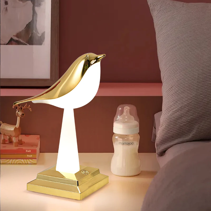 New creative bird table lamp magpie night lamp touch charging desktop atmosphere lamp vehicle fragrance decorative lamp
New creative bird table lamp magpie night lamp touch charging desktop atmosphere lamp vehicle fragrance decorative lamp