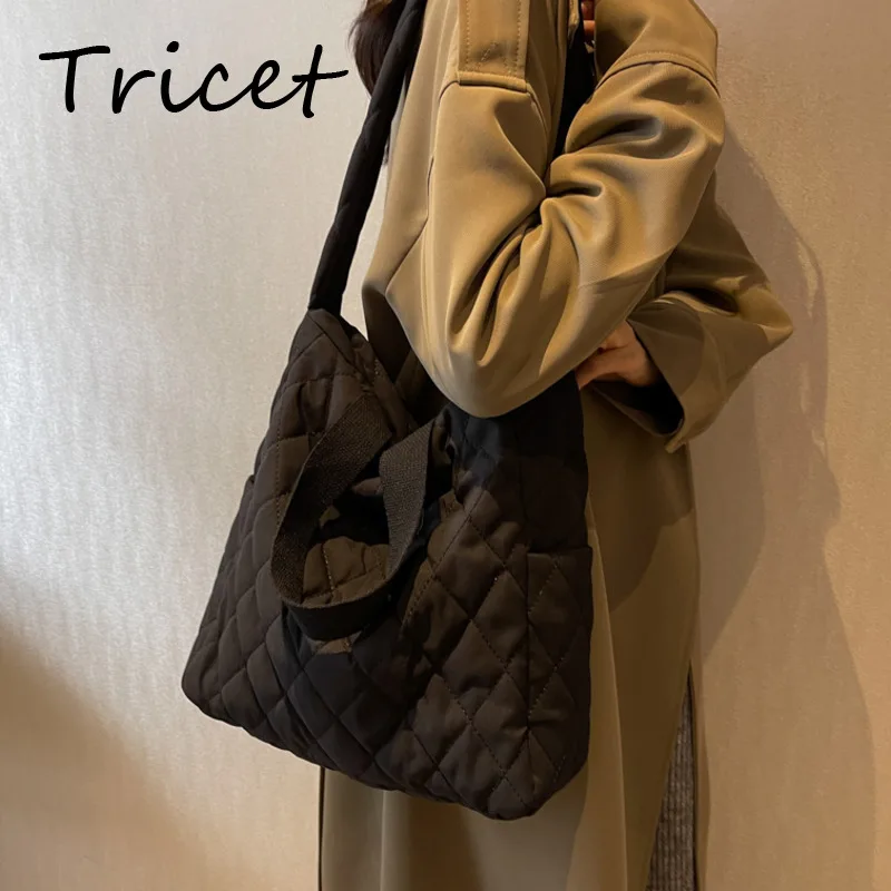 2022 Solid Diamond Lattice Women's Handbags Large Capacity Ladies Shoulder Bags Tote Soft Casual Female Shopping Cross Body Bag
2022 Solid Diamond Lattice Women's Handbags Large Capacity Ladies Shoulder Bags Tote Soft Casual Female Shopping Cross Body Bag