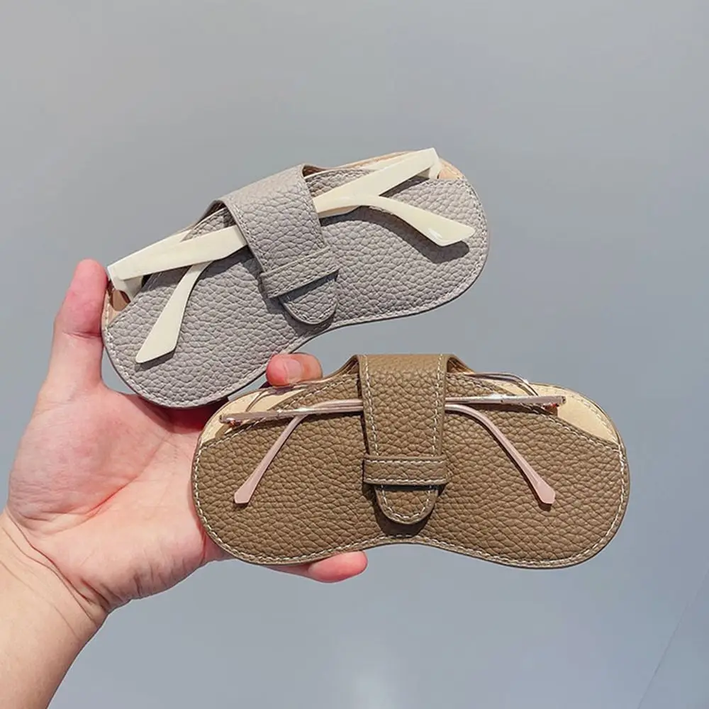 Simple Universal Portable Glasses Case PU Leathe Sunglasses Storage Bags Anti Pressure Protective Cover Eyewear Accessories
Simple Universal Portable Glasses Case PU Leathe Sunglasses Storage Bags Anti Pressure Protective Cover Eyewear Accessories
