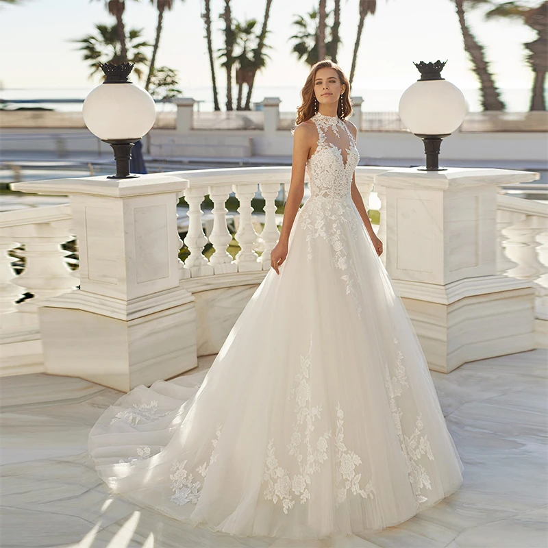 Queen Bridal Elegant Halterneck Wedding Dress 2022 A-line Appliques Backless Bridal Gown Custom Made For Women Vestidos De Noiva
Queen Bridal Elegant Halterneck Wedding Dress 2022 A-line Appliques Backless Bridal Gown Custom Made For Women Vestidos De Noiva