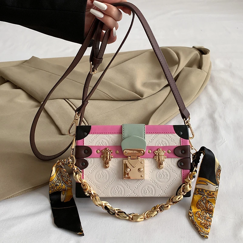 Small Handbags for Women 2022 New Scarves Fashion Box Shoulder Bag Ladies Leather High Quality Party Luxury Female Crossbody Bag
Small Handbags for Women 2022 New Scarves Fashion Box Shoulder Bag Ladies Leather High Quality Party Luxury Female Crossbody Bag