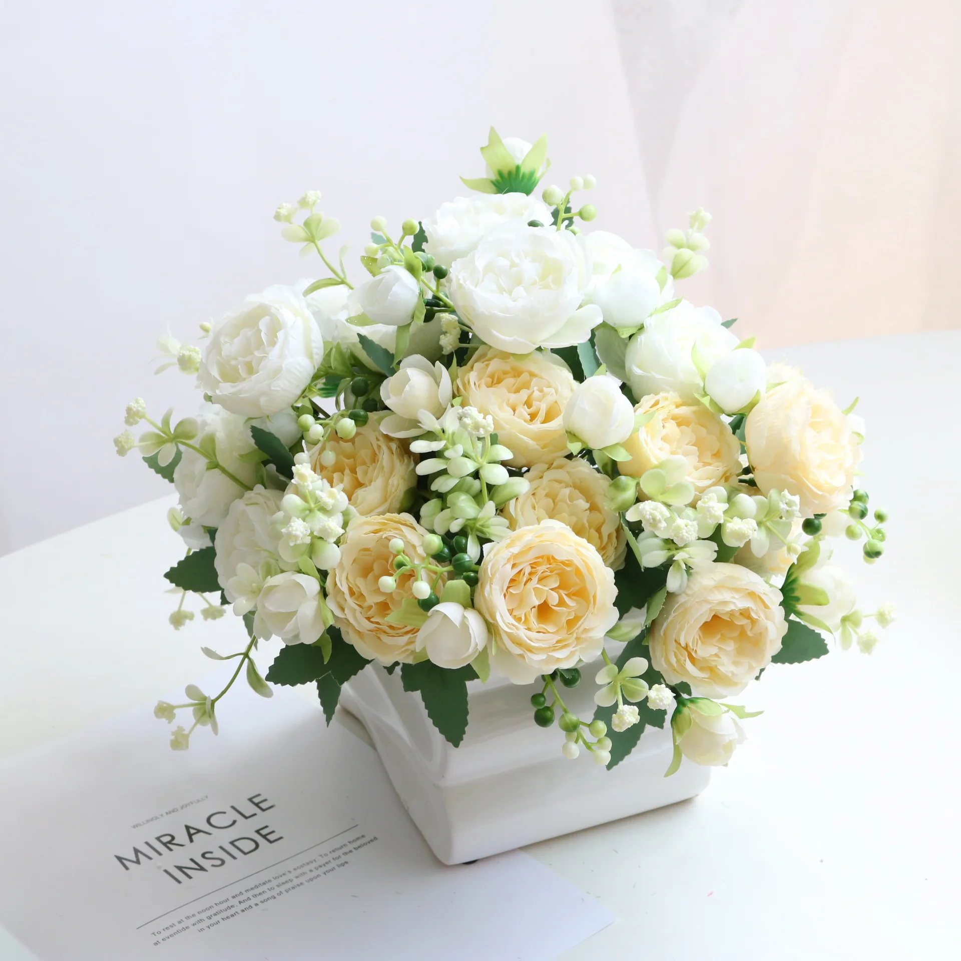 White Silk Artificial Roses Flowers Wedding Home Room Autumn Decoration Pink Champagne Luxury Fake Flower Arrangement Bulk
White Silk Artificial Roses Flowers Wedding Home Room Autumn Decoration Pink Champagne Luxury Fake Flower Arrangement Bulk