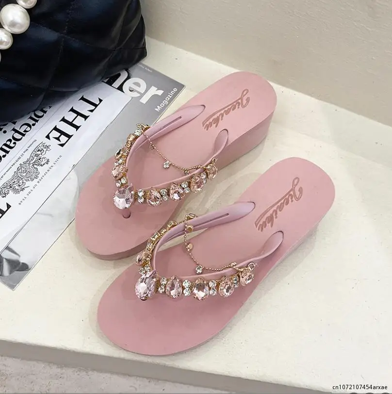 Summer Beach Thong Flip Flops Women Fashion Rhinestones Outdoor Slippers Flat Non Slip Orthopedic Sandals Crystal Slides Shoes
Summer Beach Thong Flip Flops Women Fashion Rhinestones Outdoor Slippers Flat Non Slip Orthopedic Sandals Crystal Slides Shoes