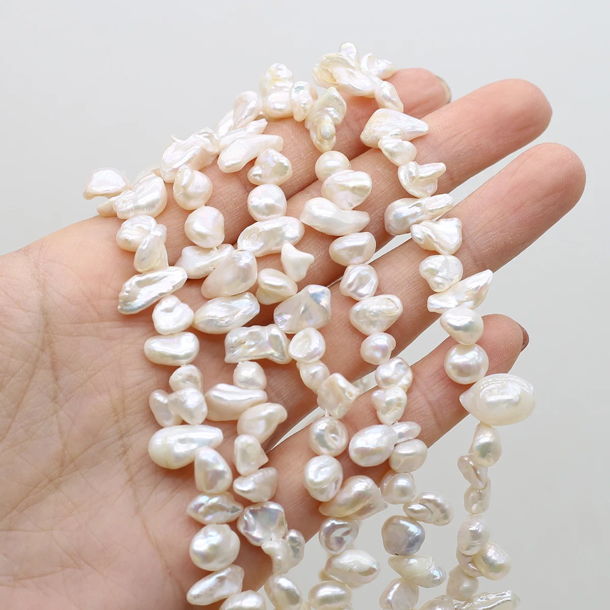 Irregular Shaped Pearls Natural Fresh Water High Gloss High-quality Pearls 9-10mm Jewelry Making DIY Necklaces Earrings Accessor
Irregular Shaped Pearls Natural Fresh Water High Gloss High-quality Pearls 9-10mm Jewelry Making DIY Necklaces Earrings Accessor
