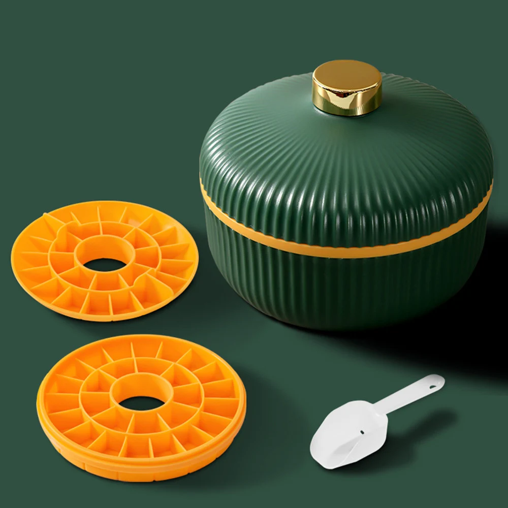 Soft Silicone Ice Block Maker Box Ice Cube Tray Set with Lid & Shovel for Drinks Multifunctional for Home Kitchen Ice Die TS2
Soft Silicone Ice Block Maker Box Ice Cube Tray Set with Lid & Shovel for Drinks Multifunctional for Home Kitchen Ice Die TS2