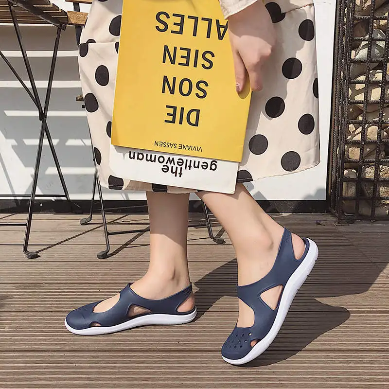 New Style Women's Flip Flops Rubber Soles White Heel Sho Leather Sandals Ehite Gladiator Sandals Cycling Tennis Zapatillaas Fur
New Style Women's Flip Flops Rubber Soles White Heel Sho Leather Sandals Ehite Gladiator Sandals Cycling Tennis Zapatillaas Fur