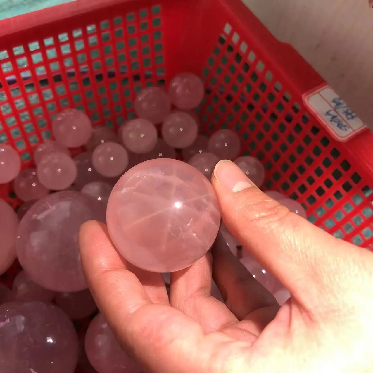 High Quality Natural Pink Rose Quartz Crystal Healing Reiki With Starlight Ball Sphere For Decor 1pcs
High Quality Natural Pink Rose Quartz Crystal Healing Reiki With Starlight Ball Sphere For Decor 1pcs