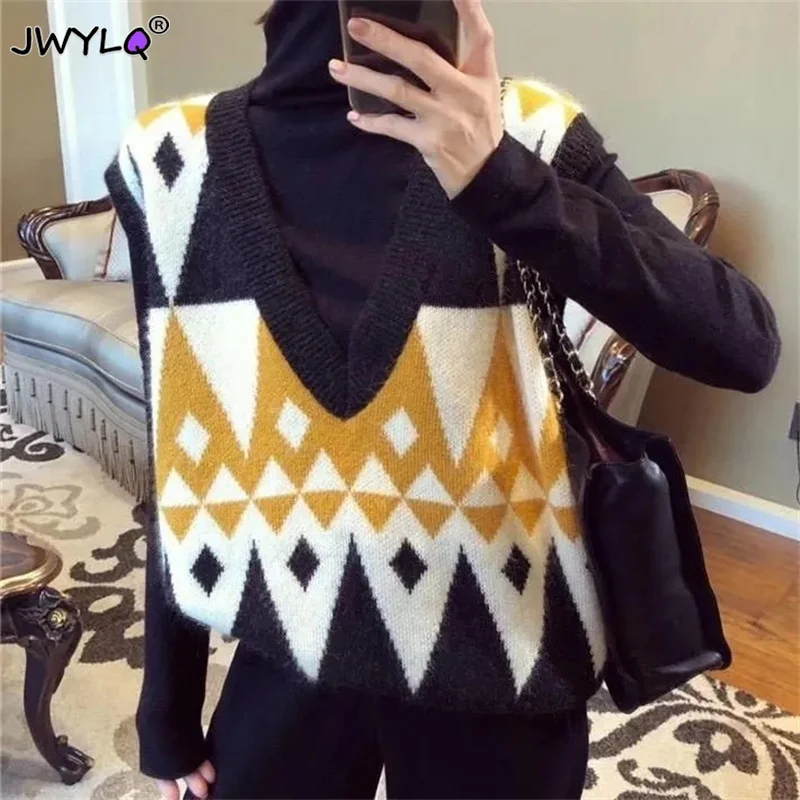 Sweater Vest Women Preppy Clothes Knitted Vintage All-match Fashion Korean-style Loose Female Leisure V-neck Sleeveless Sweater
Sweater Vest Women Preppy Clothes Knitted Vintage All-match Fashion Korean-style Loose Female Leisure V-neck Sleeveless Sweater