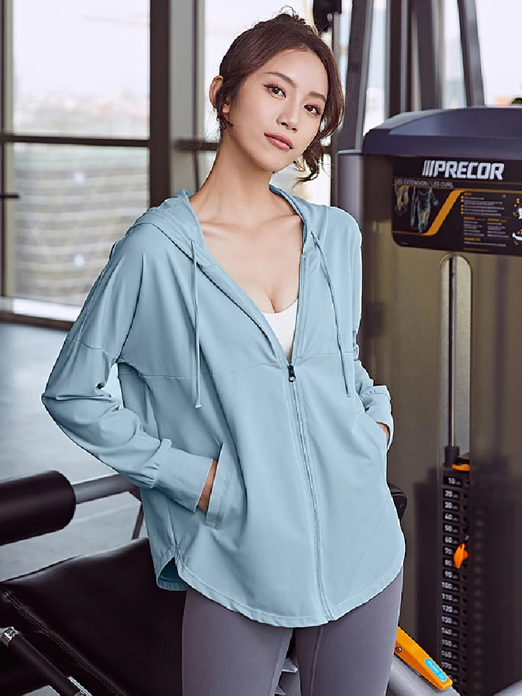 New Yoga Outwear Woman FitnessTop Ooutdoor Long-sleeved Hooded Zipper Cardigan Jacket Top Sunscreen Quick-drying Gym Clothing
New Yoga Outwear Woman FitnessTop Ooutdoor Long-sleeved Hooded Zipper Cardigan Jacket Top Sunscreen Quick-drying Gym Clothing