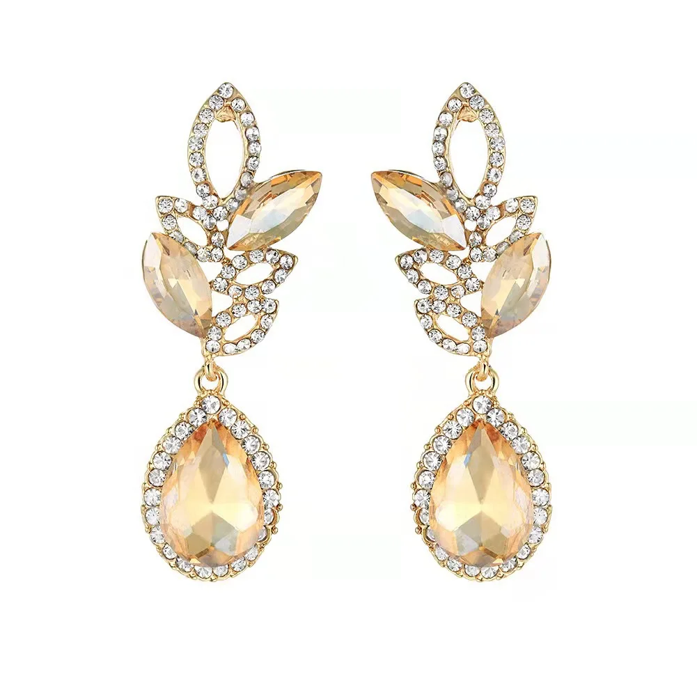 Hot Selling Luxury Earrings Horse Eye Rhinestones Alloy Water Drop Pendants Hollowed Out Crystals Suitable For Dance Parties
Hot Selling Luxury Earrings Horse Eye Rhinestones Alloy Water Drop Pendants Hollowed Out Crystals Suitable For Dance Parties