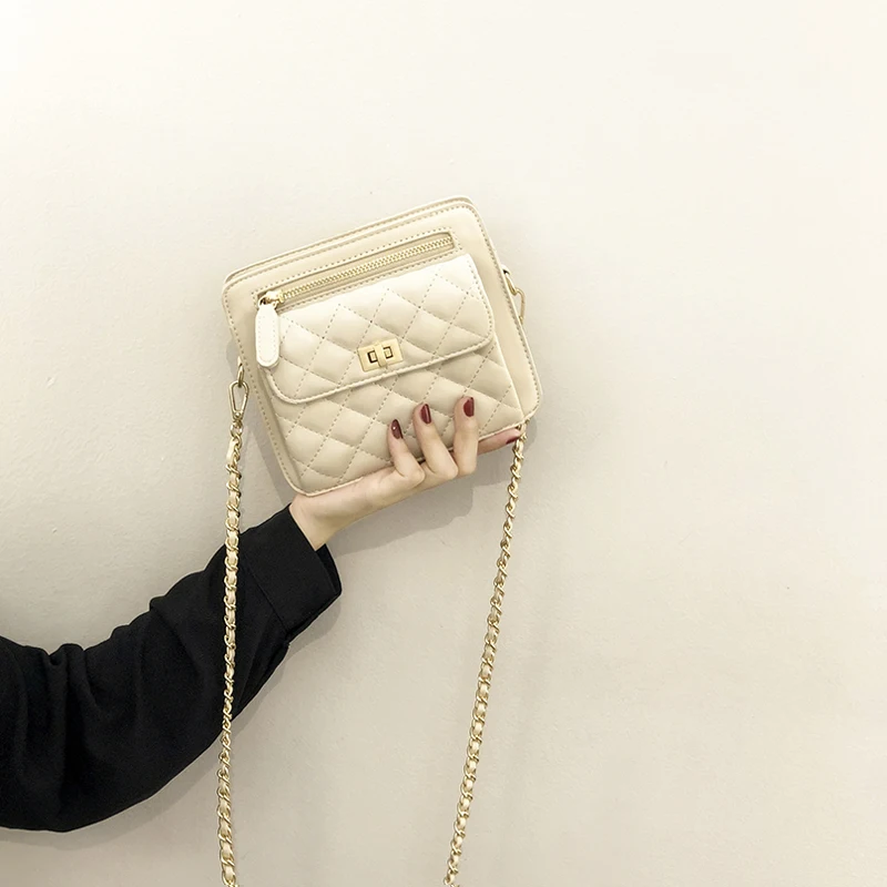 Advanced Texture New Popular Net Red Fashion Messenger Bag Female Diamond Plaid Chain Bag
Advanced Texture New Popular Net Red Fashion Messenger Bag Female Diamond Plaid Chain Bag