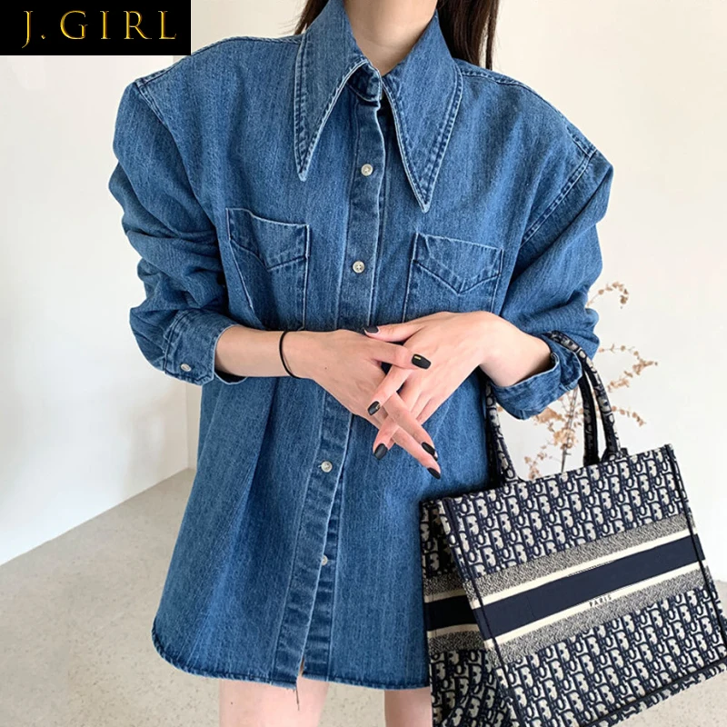 J GIRLS Women Shirt 2021 Autumn Korean Chic Retro Simple Single-Breasted Loose Casual Double-Pocket Washed Blue Denim Blouses 
J GIRLS Women Shirt 2021 Autumn Korean Chic Retro Simple Single-Breasted Loose Casual Double-Pocket Washed Blue Denim Blouses