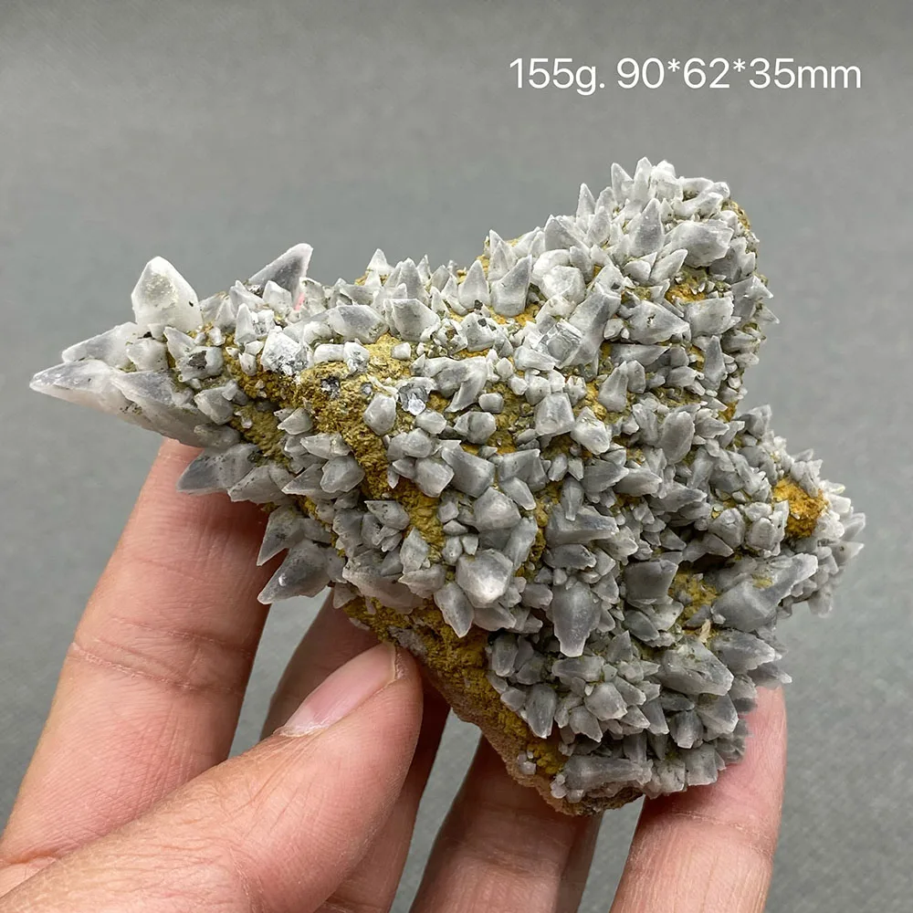 

100% Natural China Fujian Calcite Rough Crystal Stone with Fluorescence