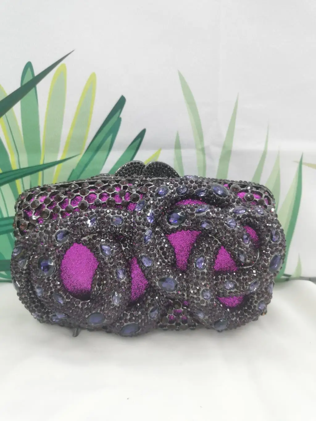 New Elegant Clutch Bag Party Lady Wedding Bridesmaid Clutches Bags Women Crystal Phone Wallet Chain Purses
New Elegant Clutch Bag Party Lady Wedding Bridesmaid Clutches Bags Women Crystal Phone Wallet Chain Purses