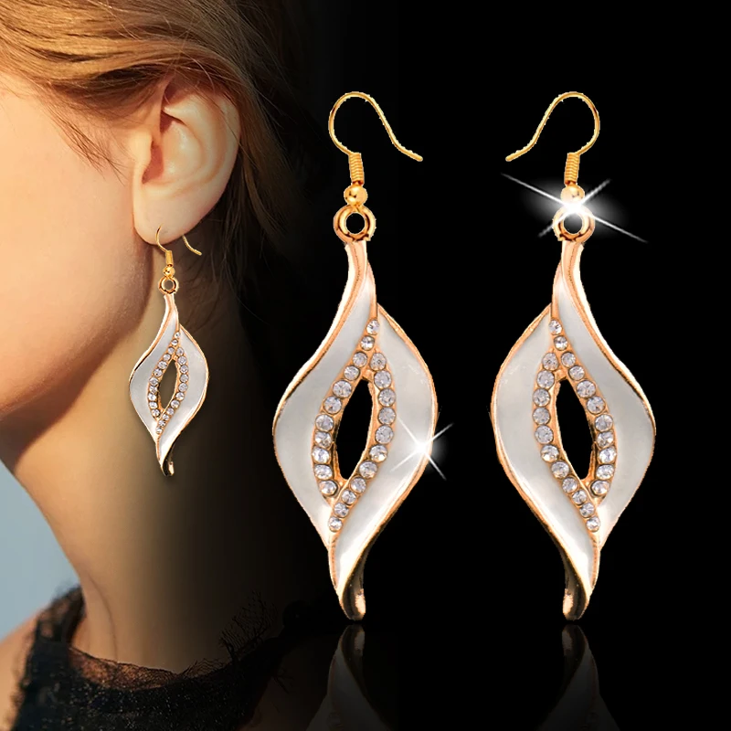 LEEKER Gothic Style Black White Enamel Leaf Hook Earrings For Female Vintage Jewelry Drop Earrings jewelry for women 524 LK2
LEEKER Gothic Style Black White Enamel Leaf Hook Earrings For Female Vintage Jewelry Drop Earrings jewelry for women 524 LK2