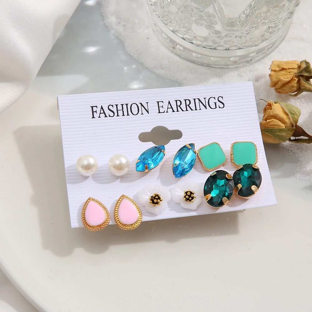 Korean Fashion Drop Earrings 2022 Trendy Creative Crystal Zircon Geometry Stud Earrings for Women Vintage Jewelry Gifts Kolczyki
Korean Fashion Drop Earrings 2022 Trendy Creative Crystal Zircon Geometry Stud Earrings for Women Vintage Jewelry Gifts Kolczyki