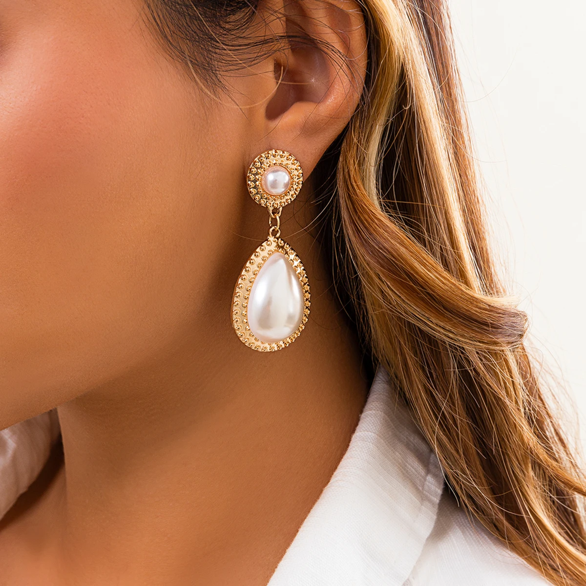 IngeSight.Z Punk Imitation Pearl Dangle Drop Earrings for Women Geometric Oval Piercing Earrings Fashion Ear Jewelry Brincos
IngeSight.Z Punk Imitation Pearl Dangle Drop Earrings for Women Geometric Oval Piercing Earrings Fashion Ear Jewelry Brincos