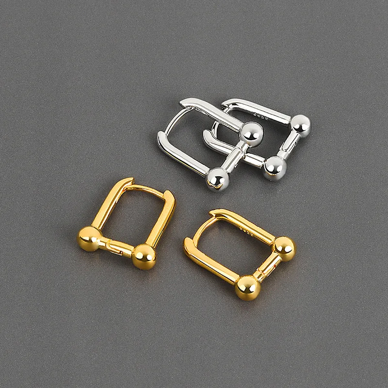 Silver Color Earrings For Women Fine Small Gold Hoop Earring Sleeper Huggie 2022 Trend Original Designer Fashion Luxury Jewelry
Silver Color Earrings For Women Fine Small Gold Hoop Earring Sleeper Huggie 2022 Trend Original Designer Fashion Luxury Jewelry