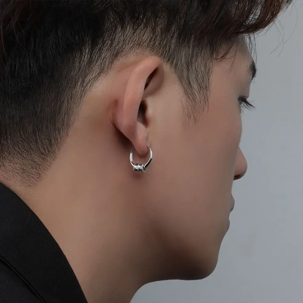 Creative Simple Fashion Handsome Punk Men Hoop Earrings Fashion Jewelry Silver Mini Ear Buckle For Women Korean Style Earrings
Creative Simple Fashion Handsome Punk Men Hoop Earrings Fashion Jewelry Silver Mini Ear Buckle For Women Korean Style Earrings