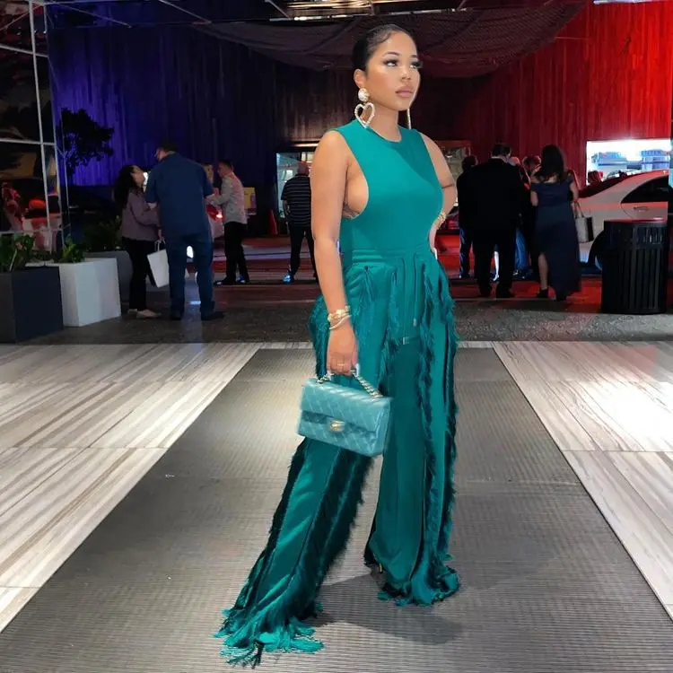 2022 New Design Sleeless Bosysuit and Tassel Pants Set Two Piece Set Fringe Wide Leg Trousers Summer Spring Matching Set
2022 New Design Sleeless Bosysuit and Tassel Pants Set Two Piece Set Fringe Wide Leg Trousers Summer Spring Matching Set