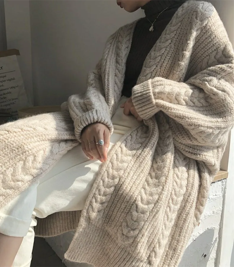 2022 Spring New Korean Version Mid-length Long-sleeved Sweater Loose Outer Wear Knitted Cardigan Coat Women Thick Simple Style
2022 Spring New Korean Version Mid-length Long-sleeved Sweater Loose Outer Wear Knitted Cardigan Coat Women Thick Simple Style