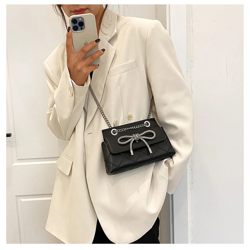 Bow Luxury Brand Purses and Handbags Fashion Small Crossbody Bags for Women Designer Female Pu Leather Shoulder Bags Ladies
Bow Luxury Brand Purses and Handbags Fashion Small Crossbody Bags for Women Designer Female Pu Leather Shoulder Bags Ladies