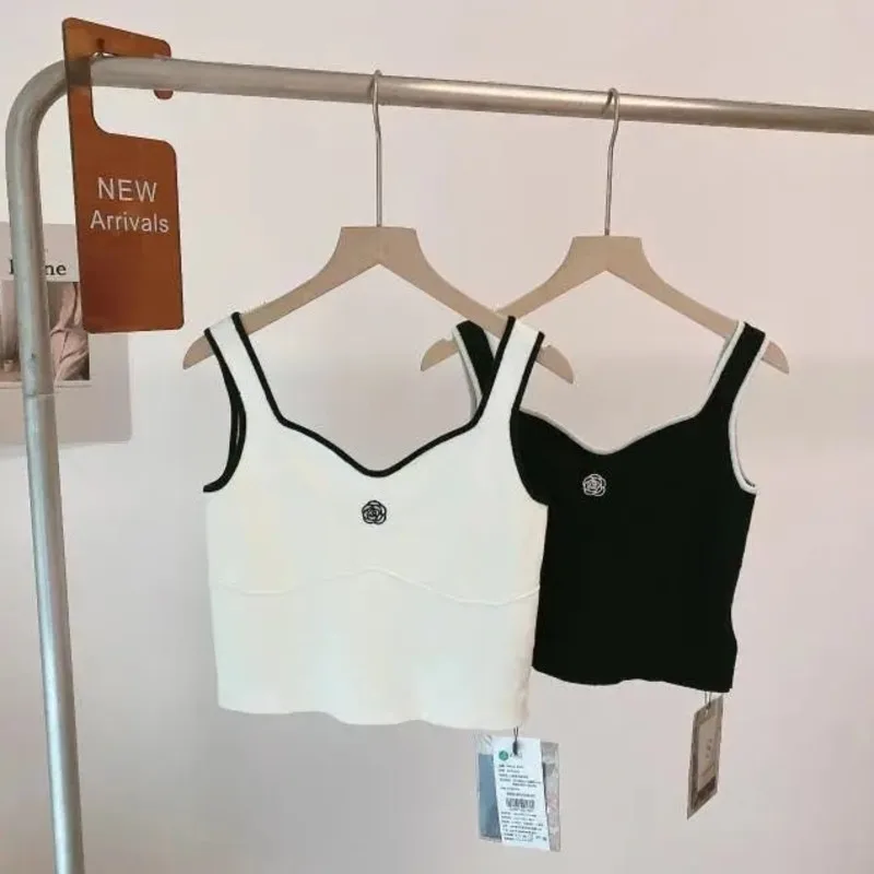 Sexy Outfits For Woman Embroidered Camellia Vest Sweater Sleeveless Crop Top 2022 Summer Luxury Designer Clothing Women Elegant
Sexy Outfits For Woman Embroidered Camellia Vest Sweater Sleeveless Crop Top 2022 Summer Luxury Designer Clothing Women Elegant