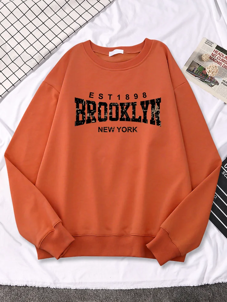 Vintage Women'S Hoodies Brooklyn Est 1898 New York Prints Clothing Breathable Warm Sweatshirts Long Sleeve Ladies Streetwear
Vintage Women'S Hoodies Brooklyn Est 1898 New York Prints Clothing Breathable Warm Sweatshirts Long Sleeve Ladies Streetwear