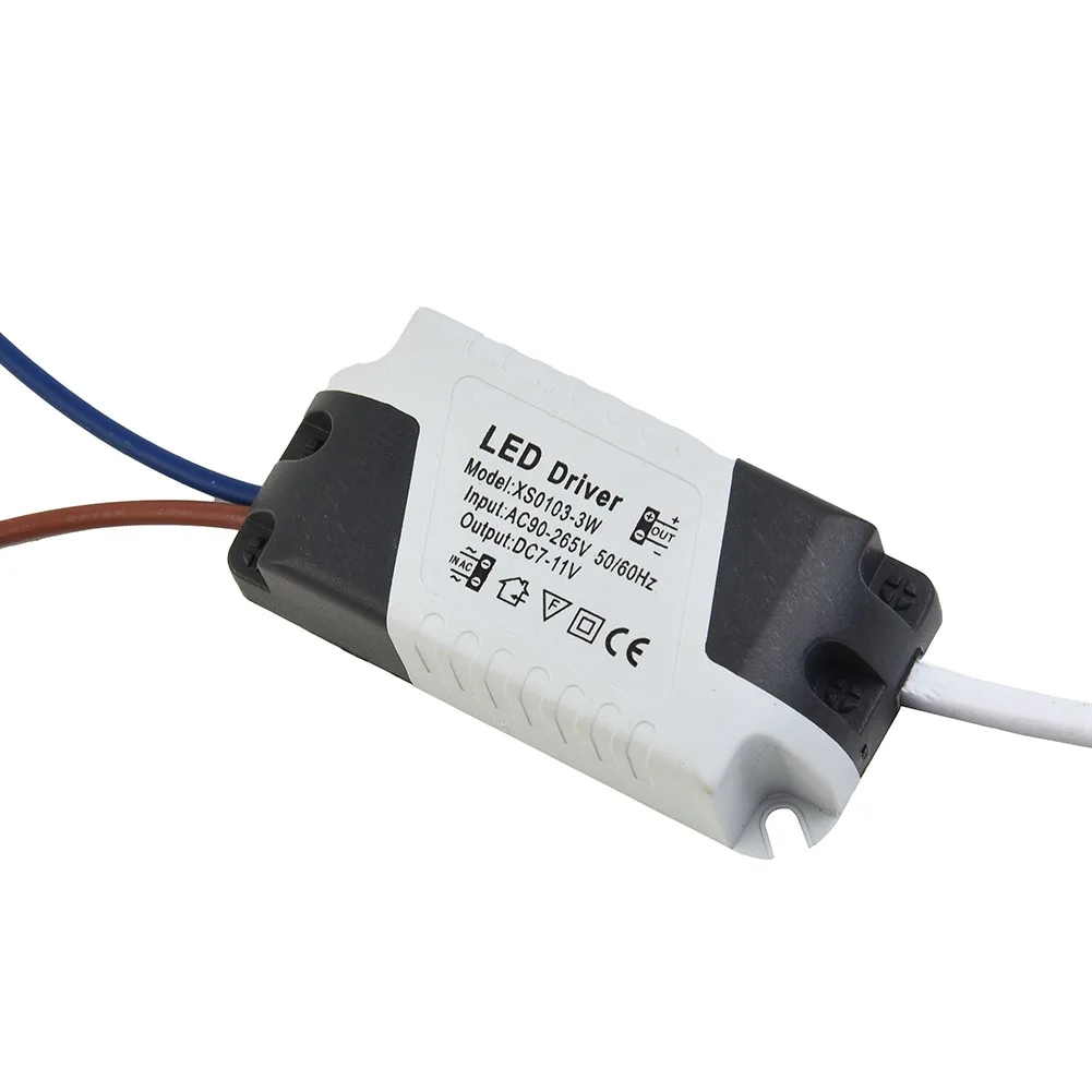 1pcs LED Driver 3W 6W 12W 18W 24W 220v To 12v LED Power Supply Lighting Transformer Ceilling LED Strip Constant Current Driver
1pcs LED Driver 3W 6W 12W 18W 24W 220v To 12v LED Power Supply Lighting Transformer Ceilling LED Strip Constant Current Driver