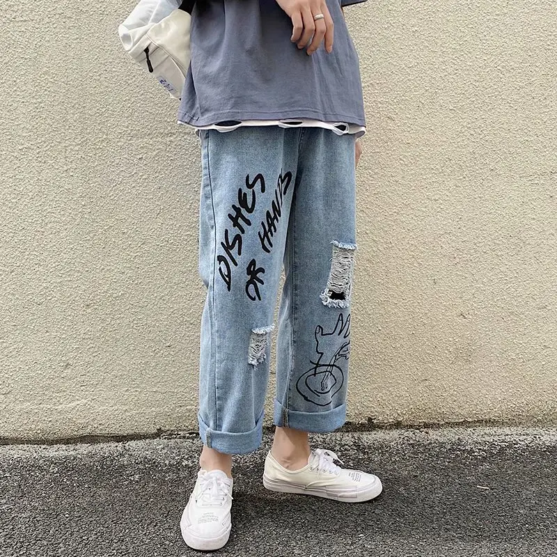 2022 New Arrivals Graffiti Print Hole Ripped Men Hip Hop Baggy Jeans Trousers Straight Retro Washed Denim Pants Korean Clothing
2022 New Arrivals Graffiti Print Hole Ripped Men Hip Hop Baggy Jeans Trousers Straight Retro Washed Denim Pants Korean Clothing