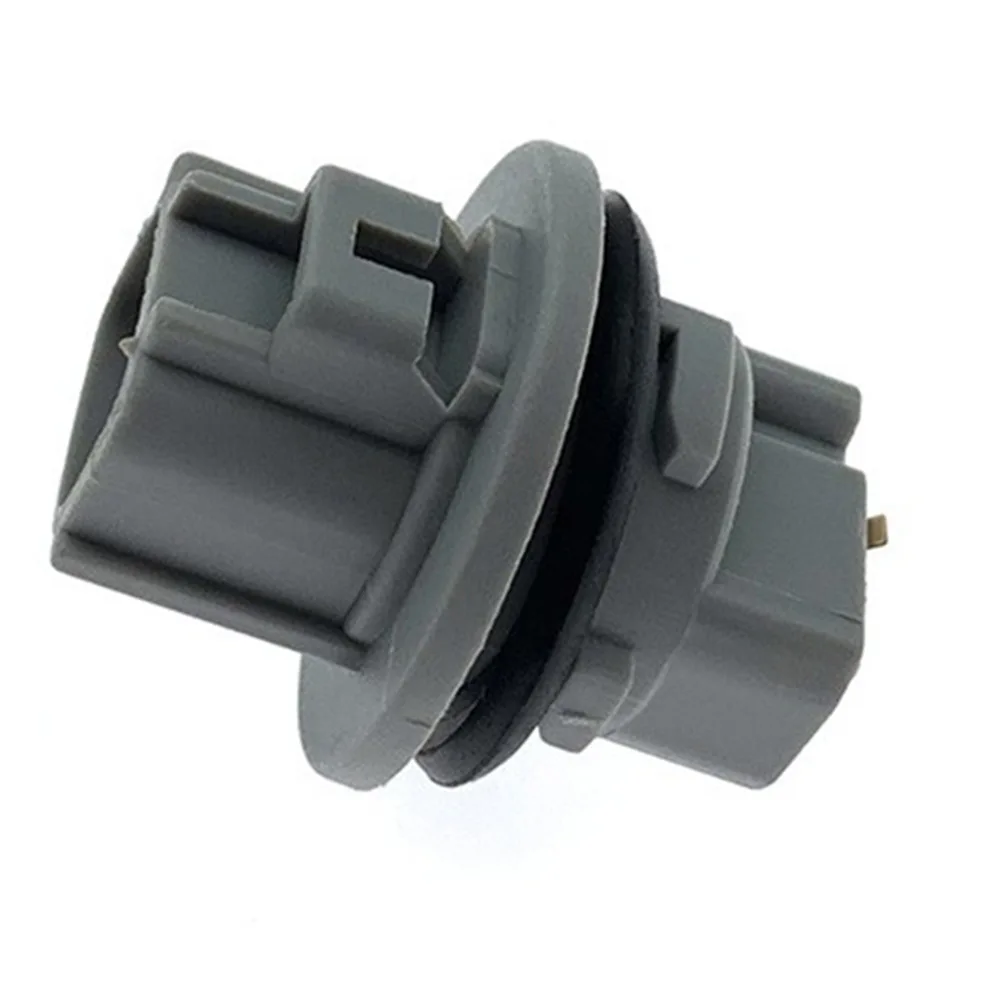 Turn Signal Socket For Toyota Universal 01-21 Headlight Turn Signal Corner Light Socket Connector 90075-60028/81150-04270
Turn Signal Socket For Toyota Universal 01-21 Headlight Turn Signal Corner Light Socket Connector 90075-60028/81150-04270