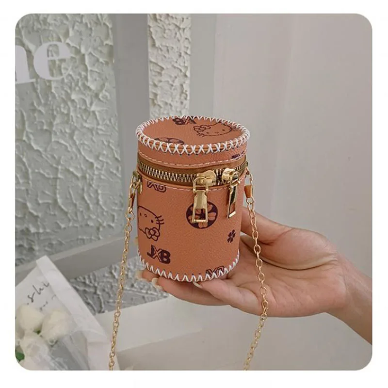 Sanrio Hellokitty Fashion Vintage Presbyopia Lipstick Bag Mini Small Small Kawaii Hand Sewn Key Case Chain Halter Pouch
Sanrio Hellokitty Fashion Vintage Presbyopia Lipstick Bag Mini Small Small Kawaii Hand Sewn Key Case Chain Halter Pouch