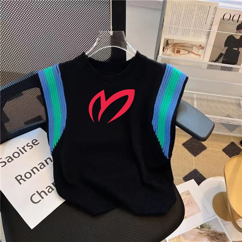 2023 New Golf Vest Women's Golf Clothes Autumn Women Golf Wear South Scape Golf Knit Vest Jacket Tennis Tops
2023 New Golf Vest Women's Golf Clothes Autumn Women Golf Wear South Scape Golf Knit Vest Jacket Tennis Tops