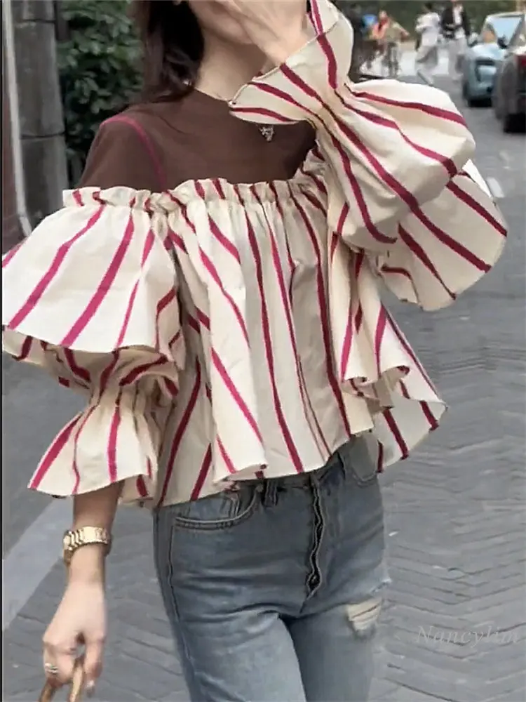 2023 Spring and Summer New False Two-Piece Patchwork Shirt Woman Long-Sleeved T-shirt Short Stripe Tshirt Tees
2023 Spring and Summer New False Two-Piece Patchwork Shirt Woman Long-Sleeved T-shirt Short Stripe Tshirt Tees