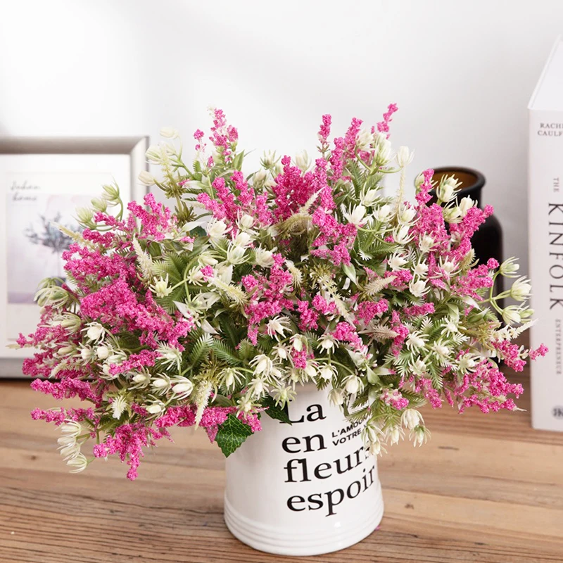 A bunch of lavender plastic artificial flowers fake plants wedding home decor christmas table decoration
A bunch of lavender plastic artificial flowers fake plants wedding home decor christmas table decoration