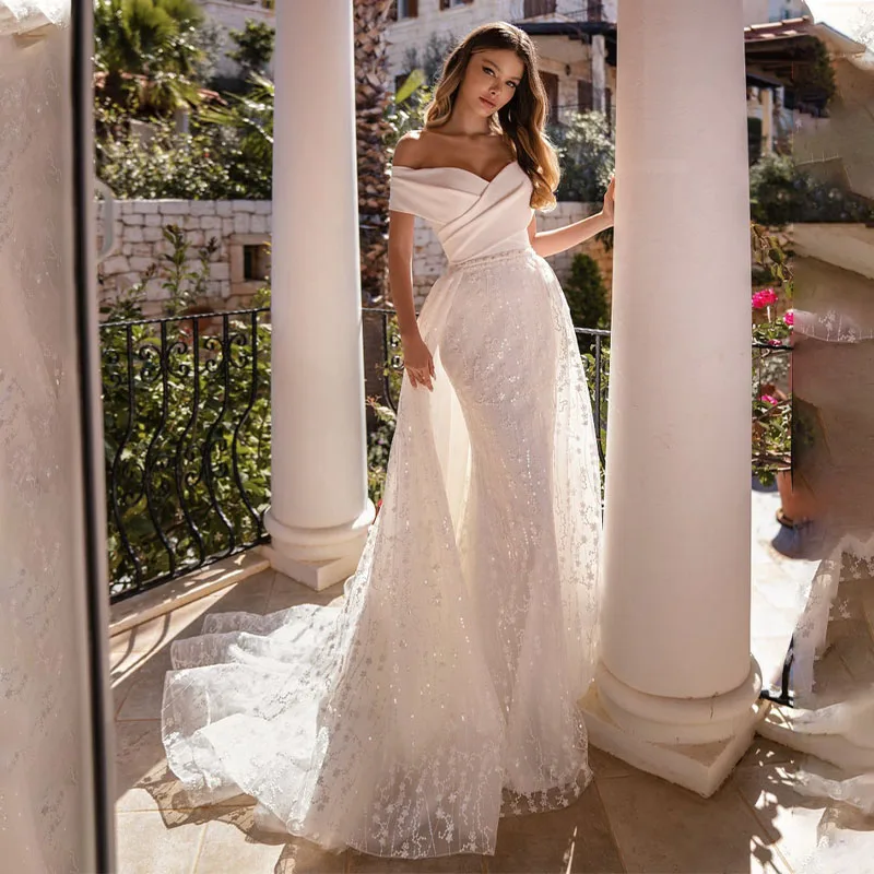 Elegant Mermaid Wedding Dress Off The Shoulder Sparkle Lace With Detachable Skirt 2 In 1 Bridal Dress
Elegant Mermaid Wedding Dress Off The Shoulder Sparkle Lace With Detachable Skirt 2 In 1 Bridal Dress