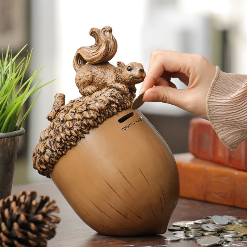 Creative Squirrel Coin Money Boxes Cute Ornaments Living Room Piggy Bank Hidden Storage Adult Kids Gift Toy tirelire Home Decor
Creative Squirrel Coin Money Boxes Cute Ornaments Living Room Piggy Bank Hidden Storage Adult Kids Gift Toy tirelire Home Decor